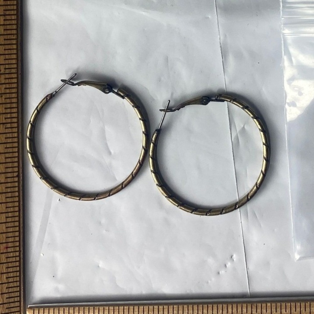Womens Gold Tone Twisted Hoop Earrings Fashion Jewelry Set